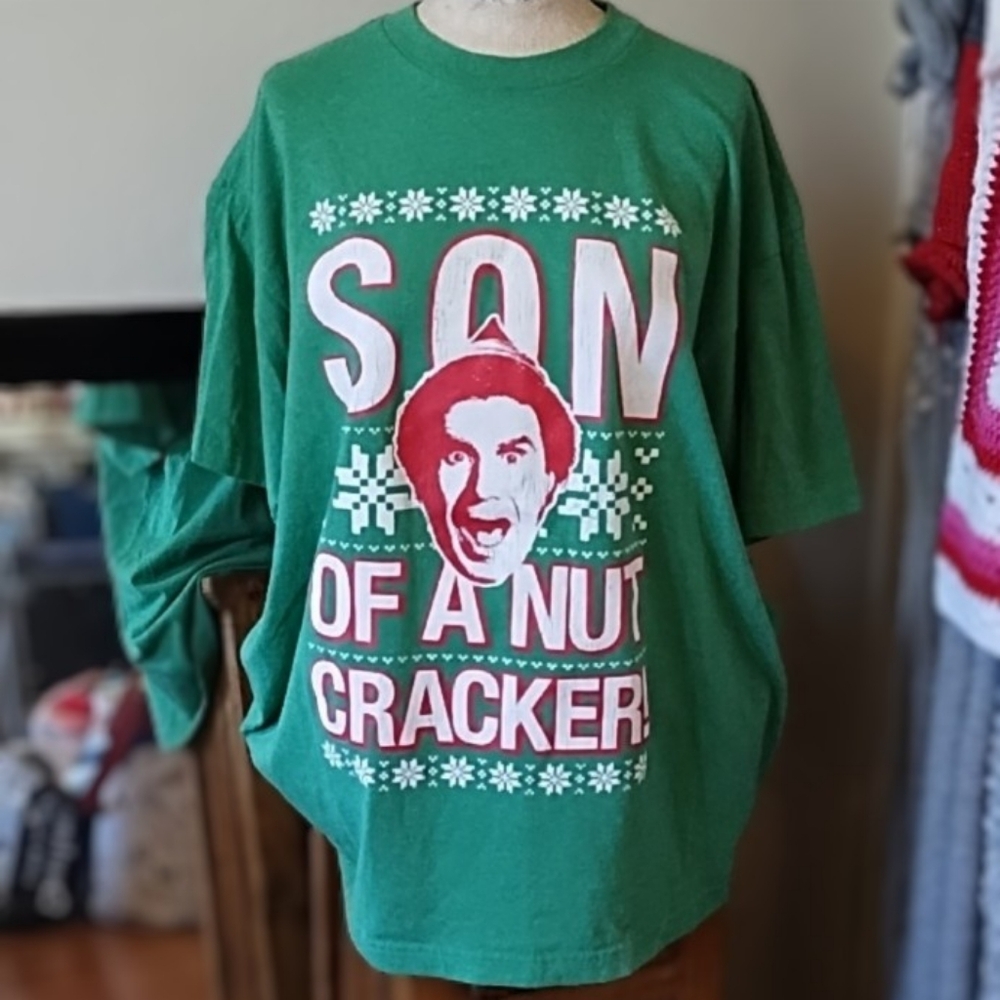 Womens Tee shirt crew neck shortsleeve Elf Christmas Tshirt Plus sz 2 XL